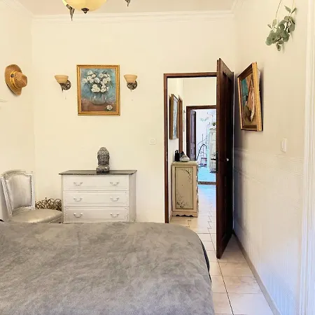 Centre Vue Pour 4 Personnes * Ajaccio (Corsica)